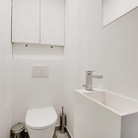 Passy - Eiffel Tower - Amazing 2br With Garden * Paris