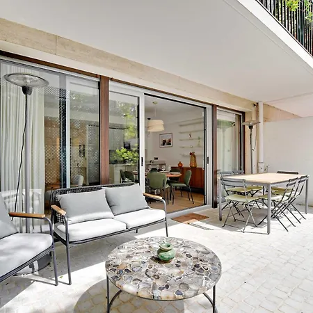 Passy - Eiffel Tower - Amazing 2br With Garden * Paris