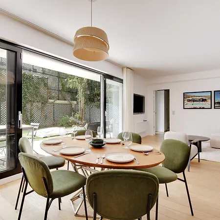 Passy - Eiffel Tower - Amazing 2br With Garden *